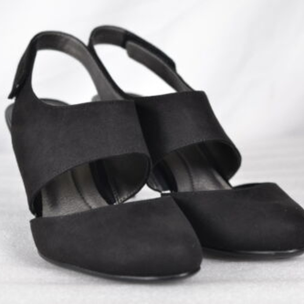 Life Stride Luca 6W Black Sling Back Heels